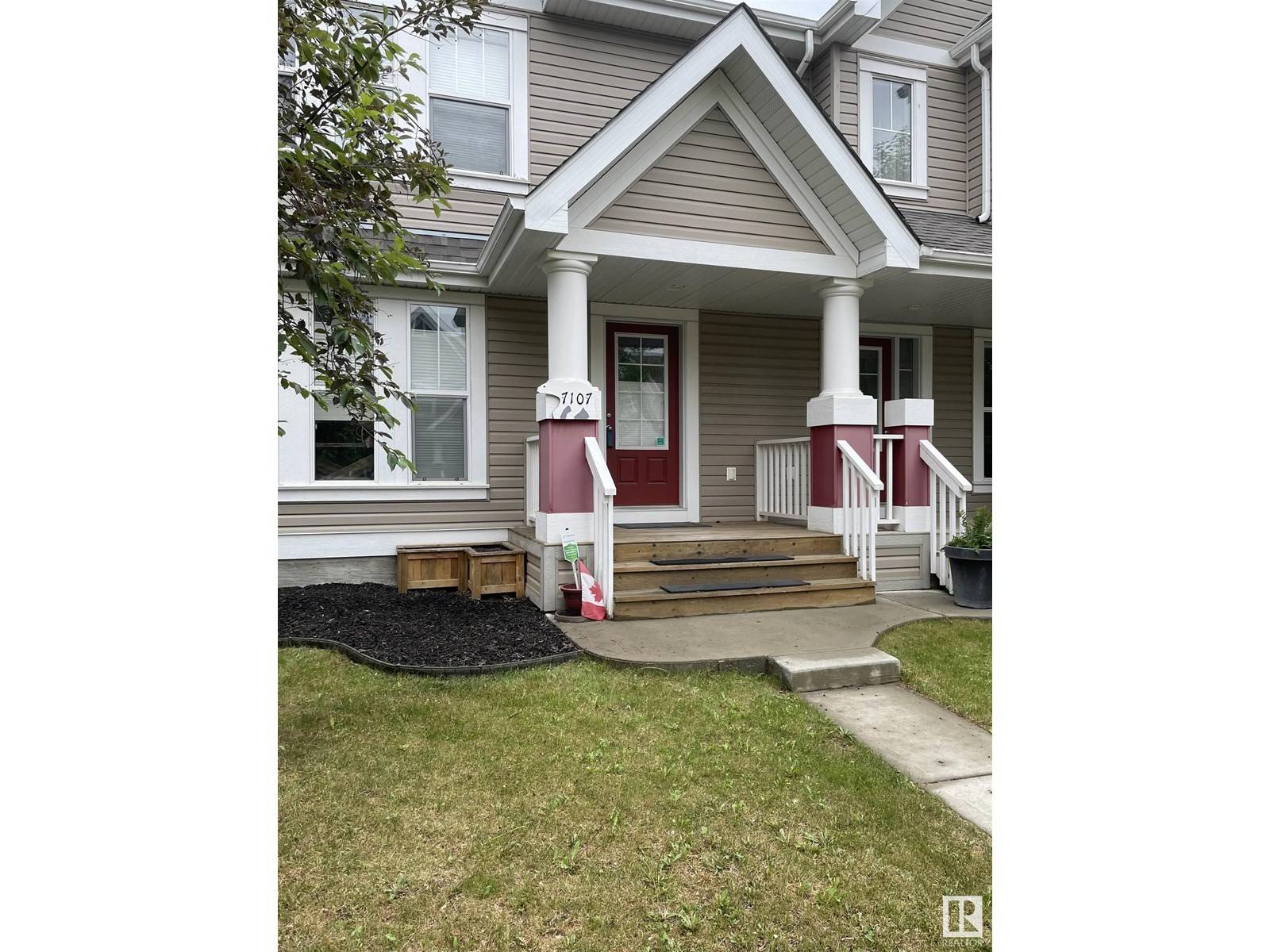 Edmonton, AB T6X0T8,7107 22 AV SW