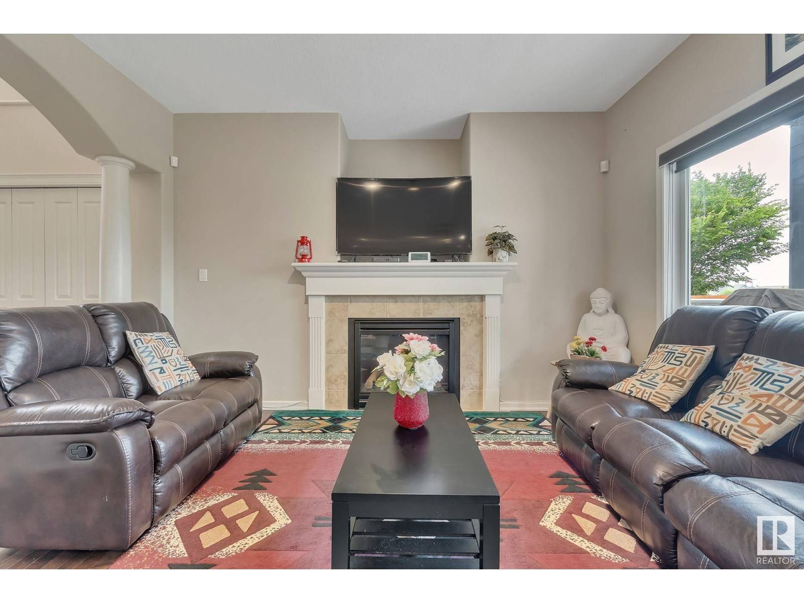 Edmonton, AB T6X0L7,6948 19A AV SW