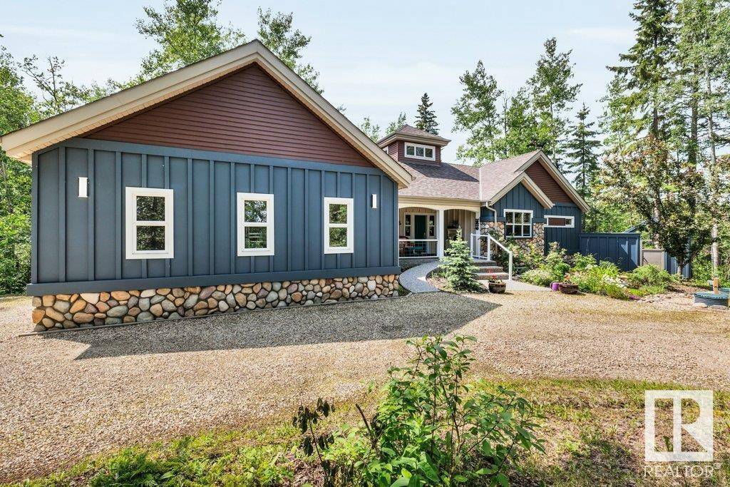 Rural Wetaskiwin County, AB T0C2V0,134 Heron Point Close