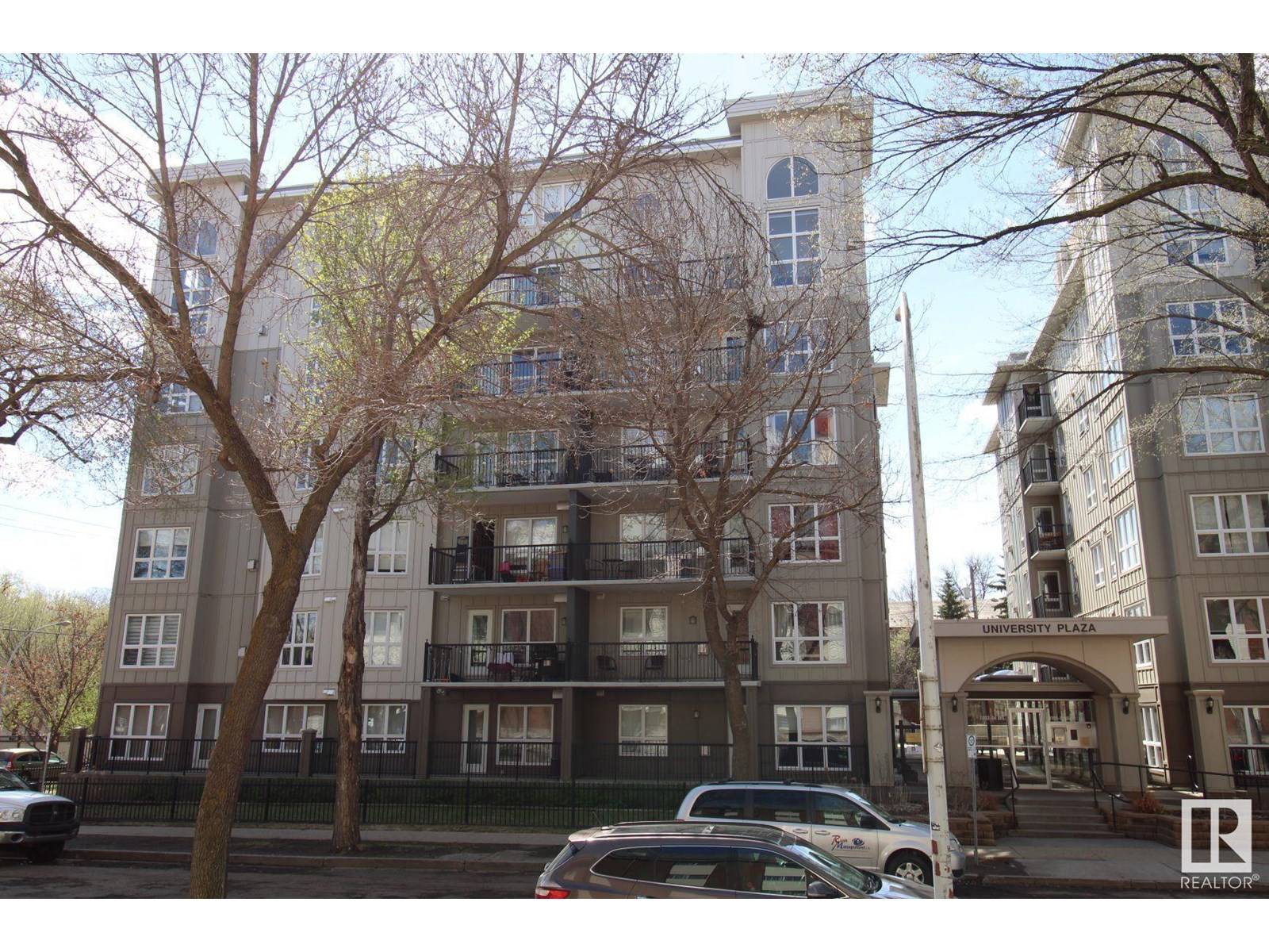 Edmonton, AB T6G2X4,#404 11103 84 AV NW