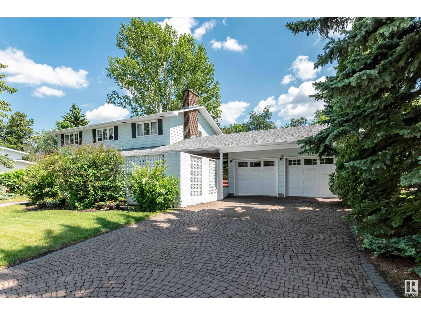Sherwood Park, AB T8A0Z4,12 VILLAGE RD