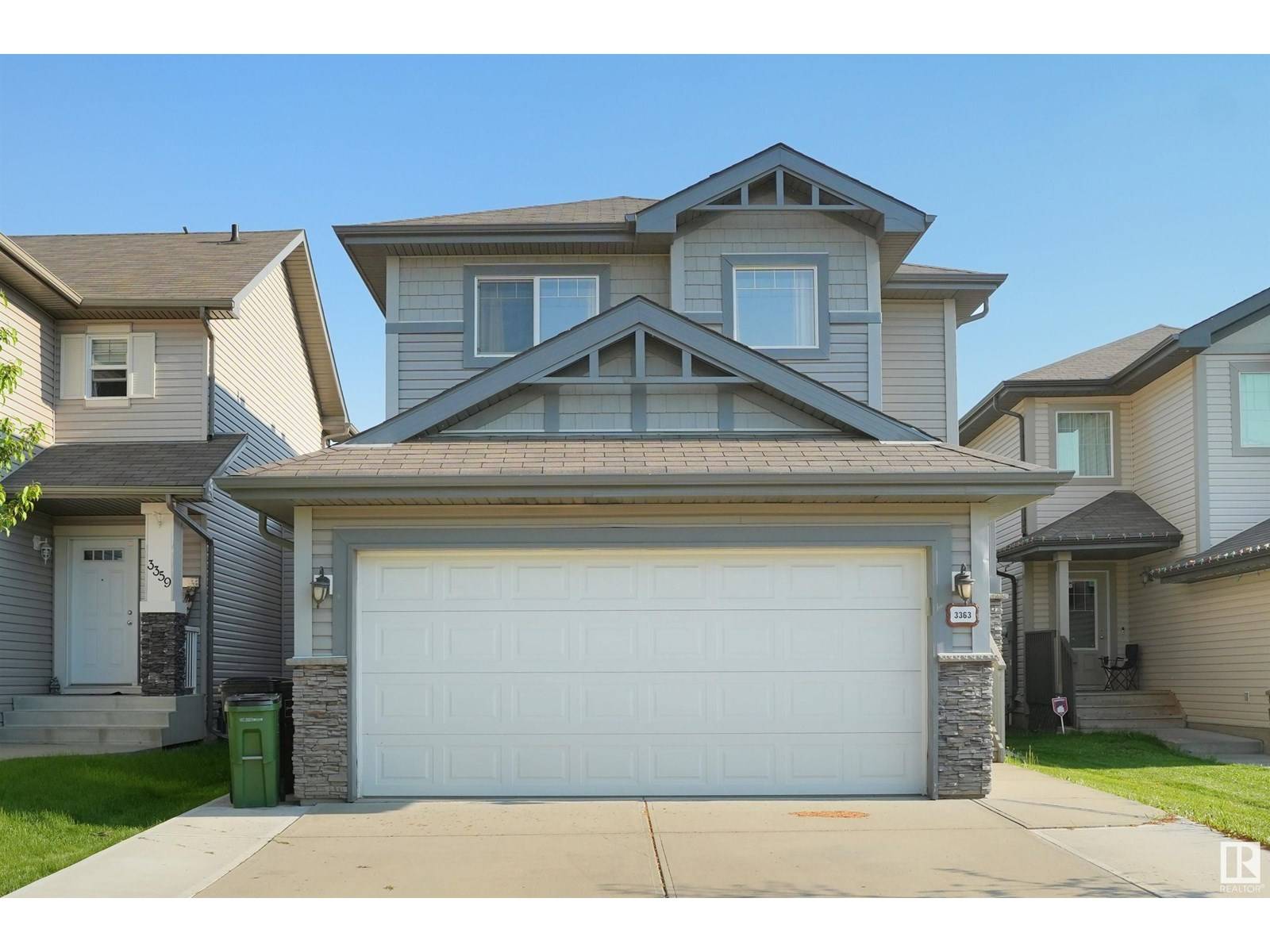 Edmonton, AB T6T0P1,3363 16B AV NW