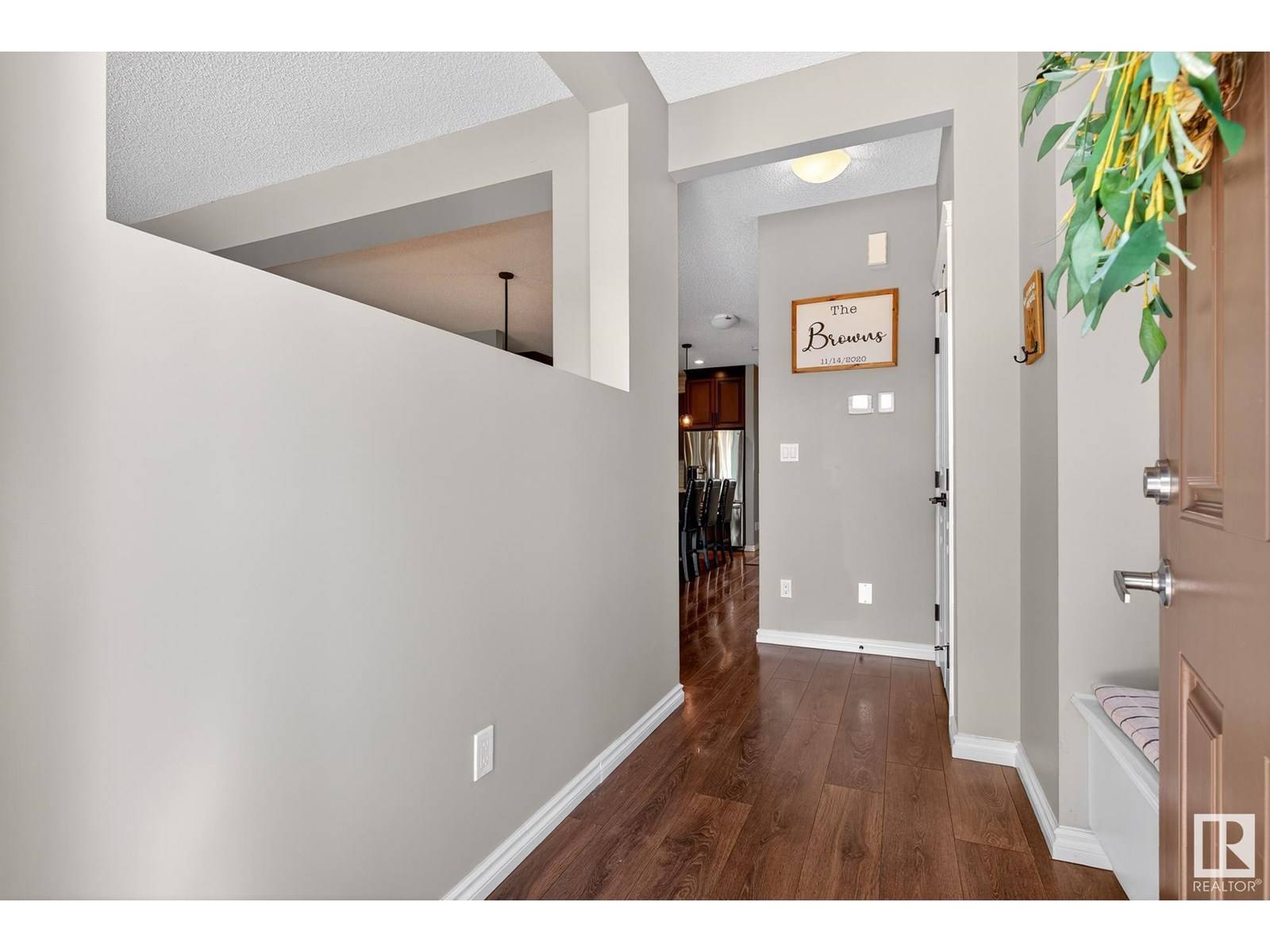 Edmonton, AB T5S0M4,321 HAWKS RIDGE BV NW