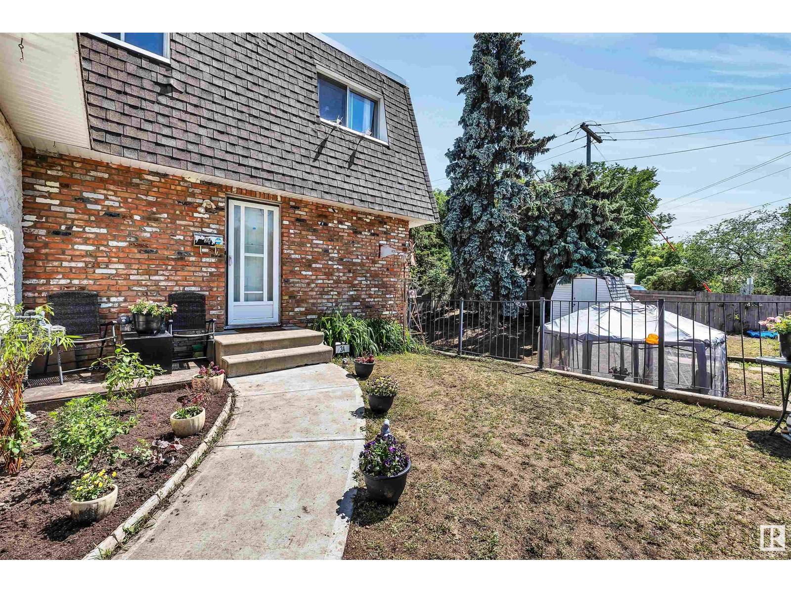 St. Albert, AB T8N1X7,3A Burnham AV
