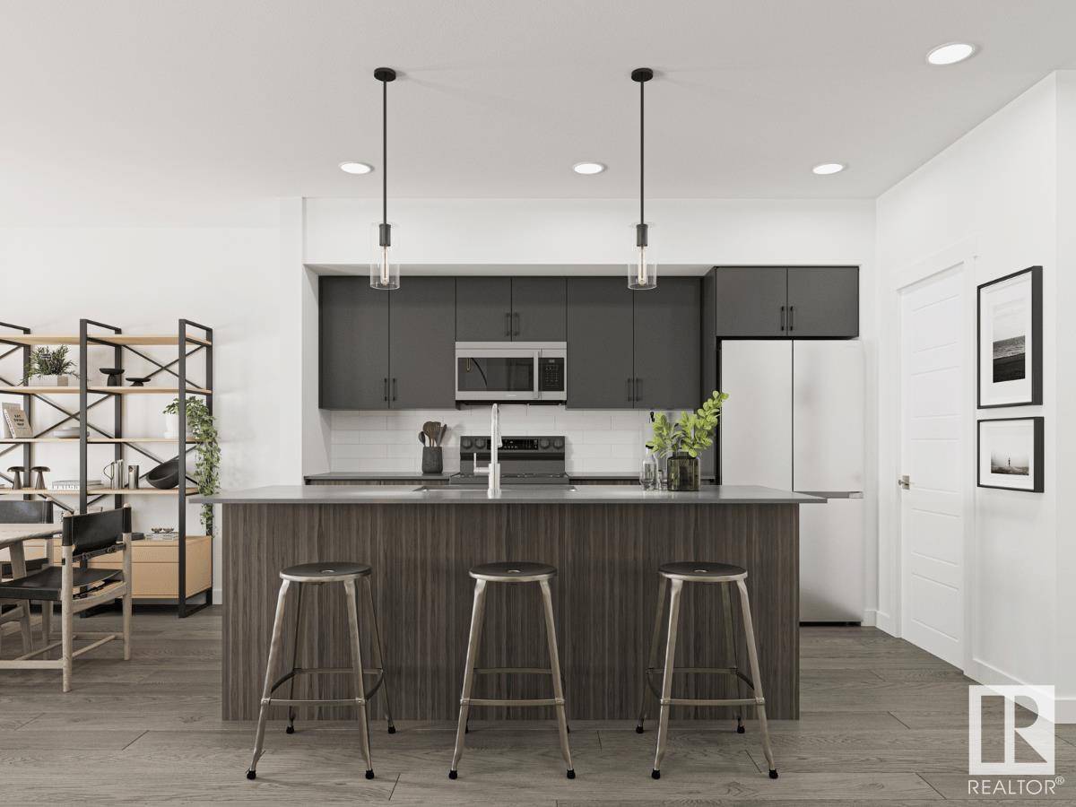 Edmonton, AB T5Y4G1,17332 6 ST NE