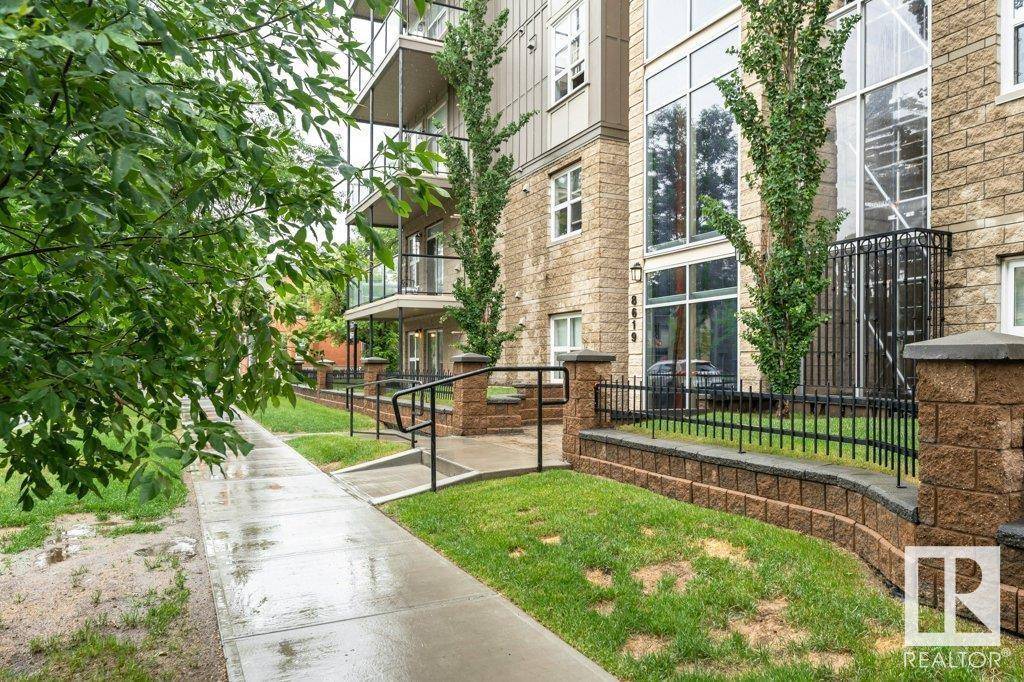 Edmonton, AB T6G2W1,#106 8619 111 ST NW