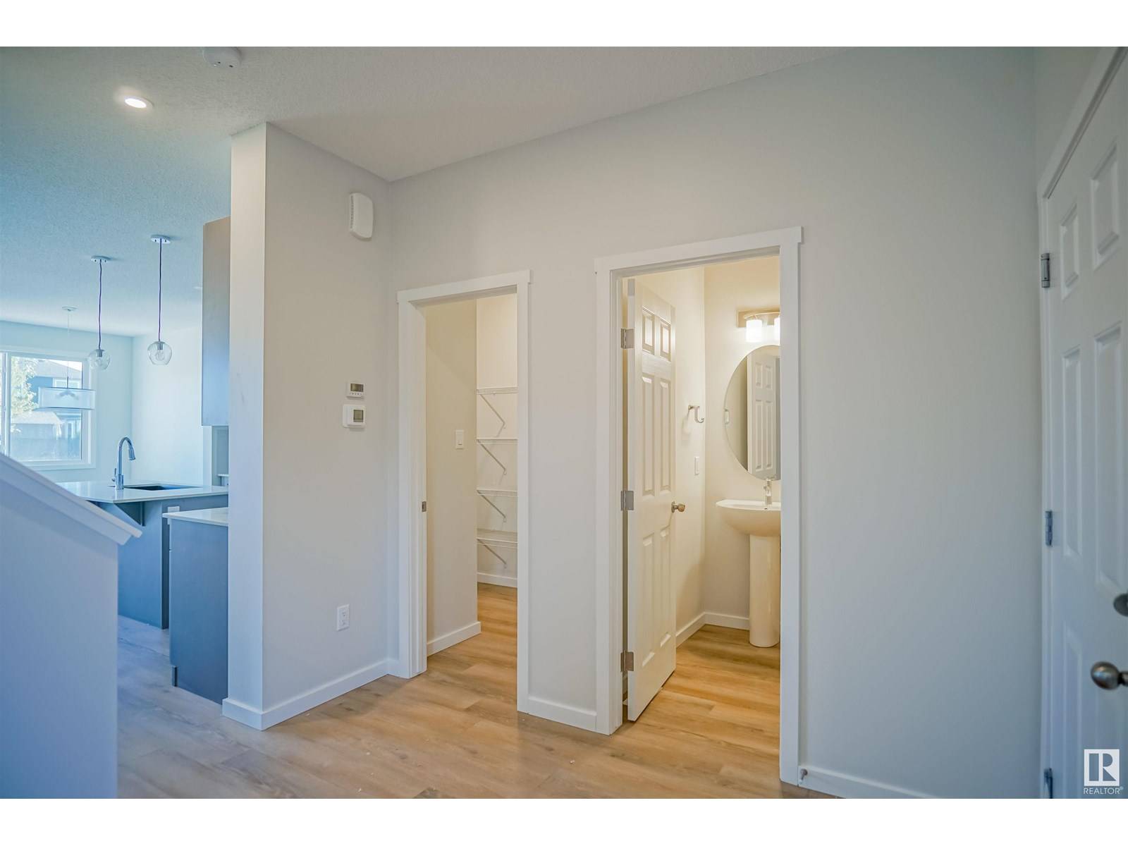 Edmonton, AB T5Z0L8,18138 73A ST NW