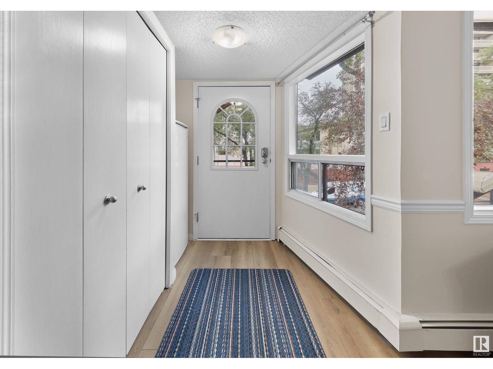 Edmonton, AB T6G0V1,11140 83 AV NW