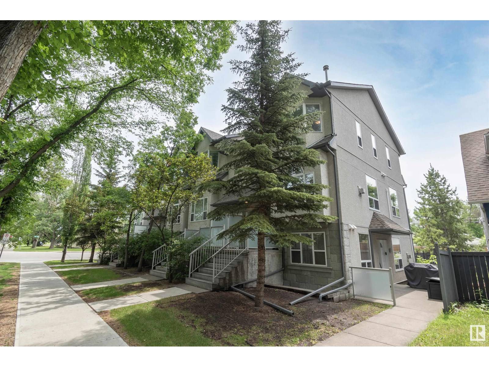 Edmonton, AB T6G0S1,10909 81 AV NW