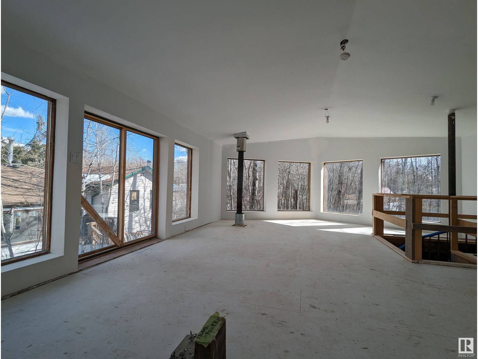 Rural Barrhead County, AB T7N1N2,163 5415 TWP RD 594