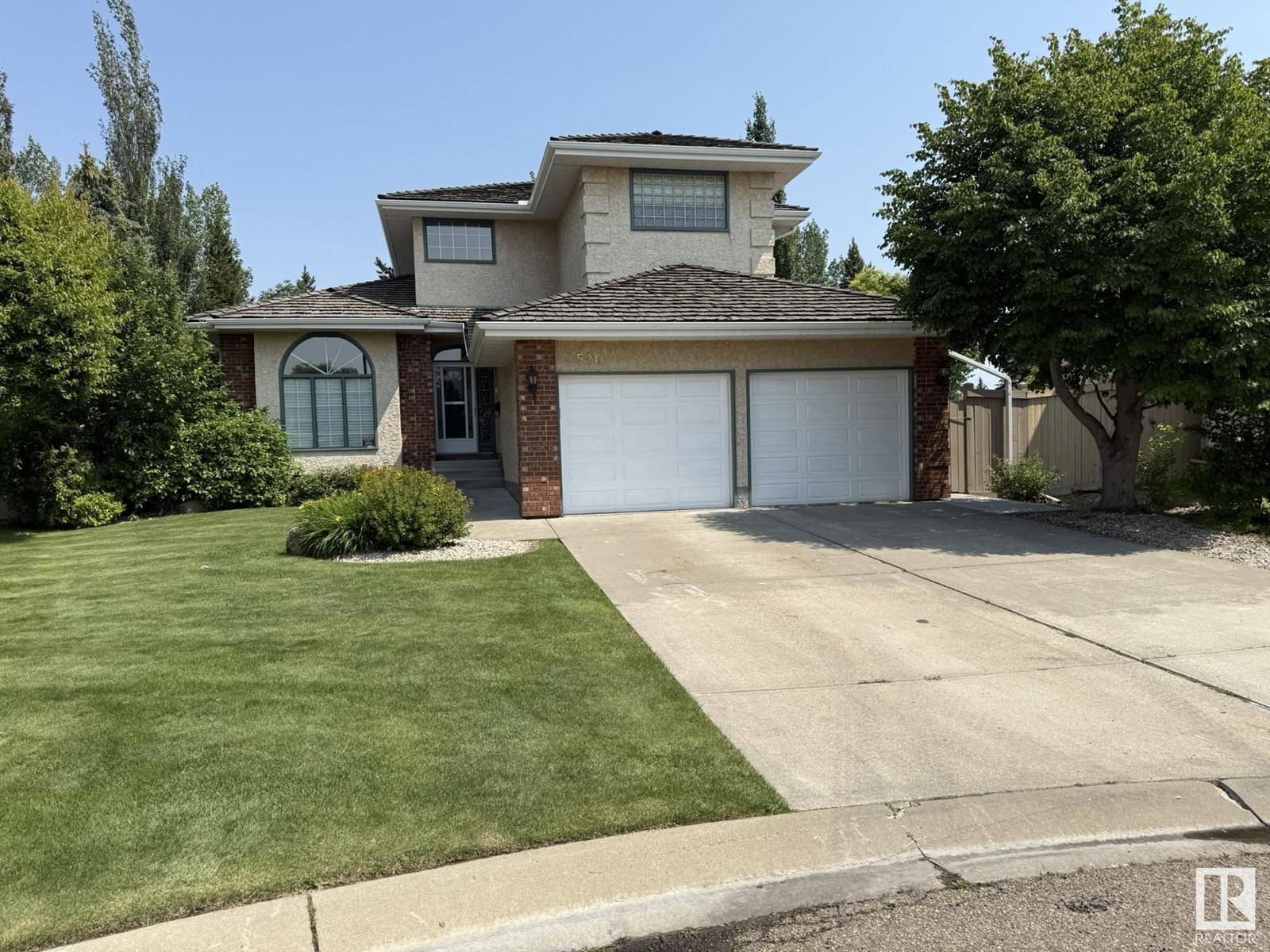 Edmonton, AB T6J6W6,520 TWIN BROOKS BA NW