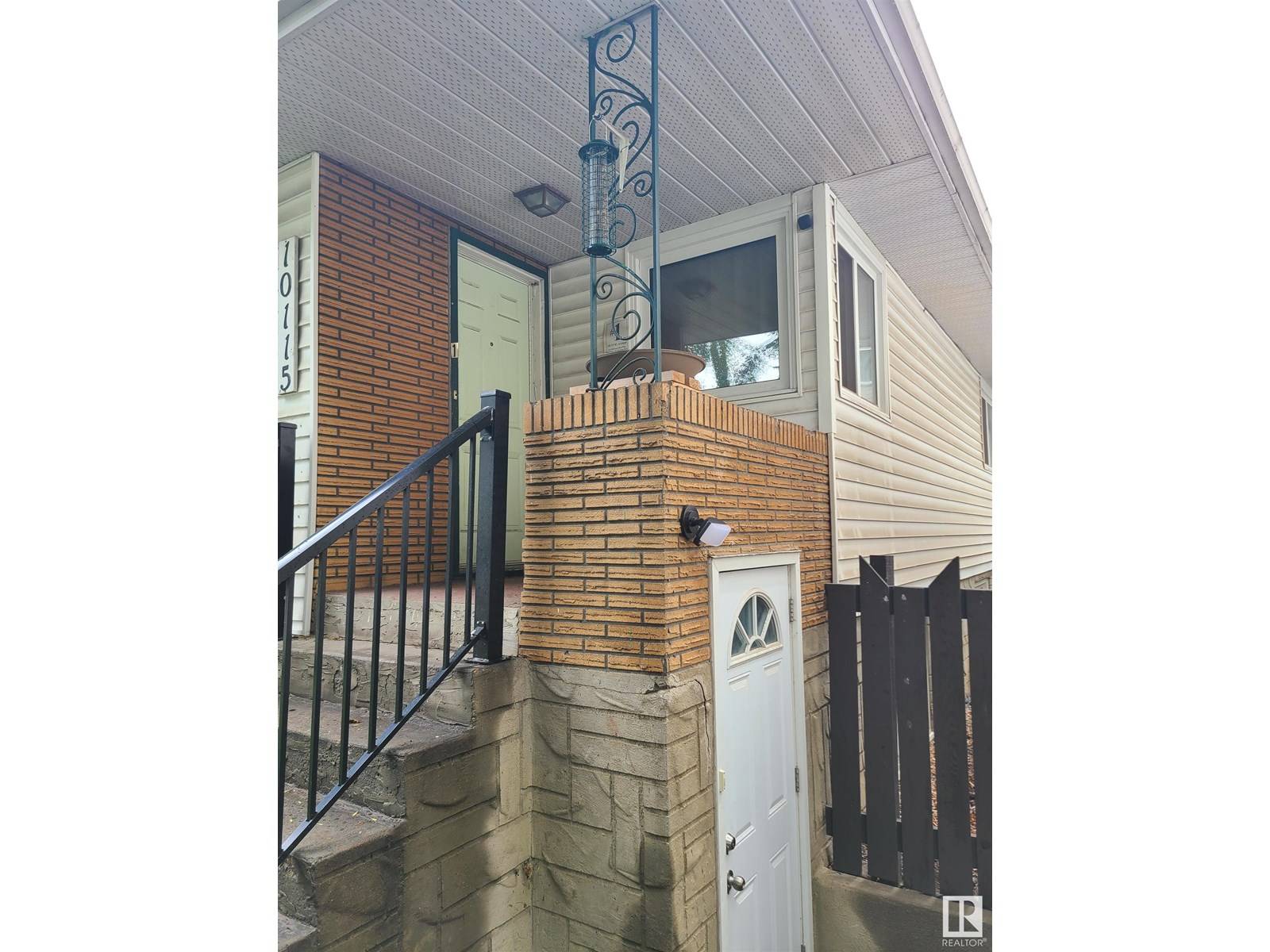 Edmonton, AB T6E2C5,10115 83 AV NW NW