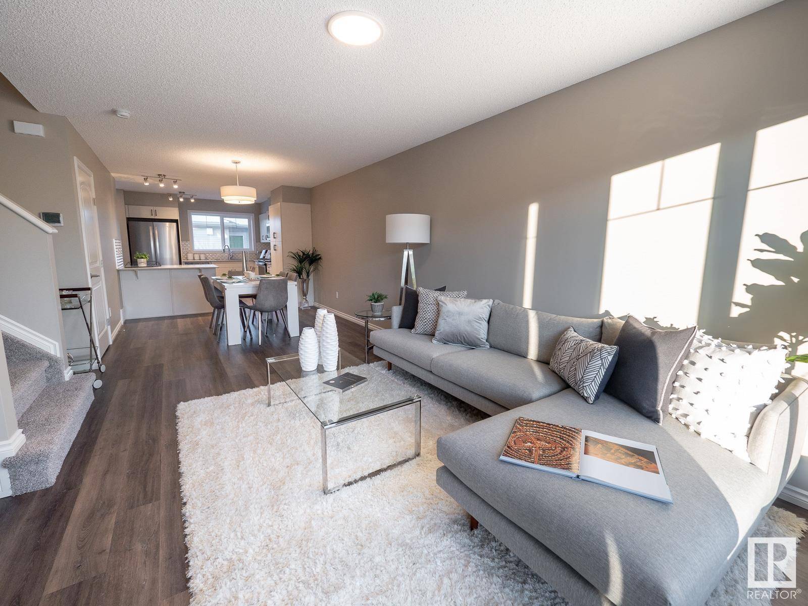 Edmonton, AB T5E2K1,187 Griesbach RD NW