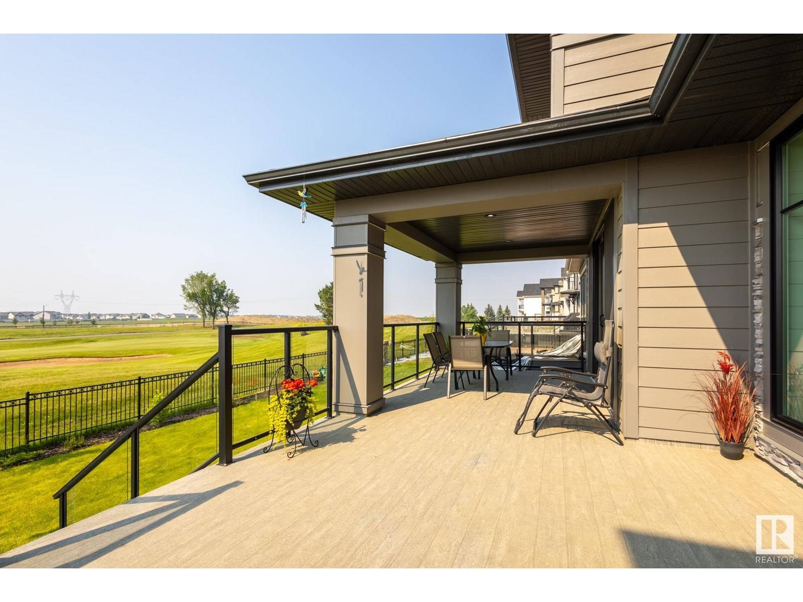 Edmonton, AB T6W5B9,1538 Howes Place SW