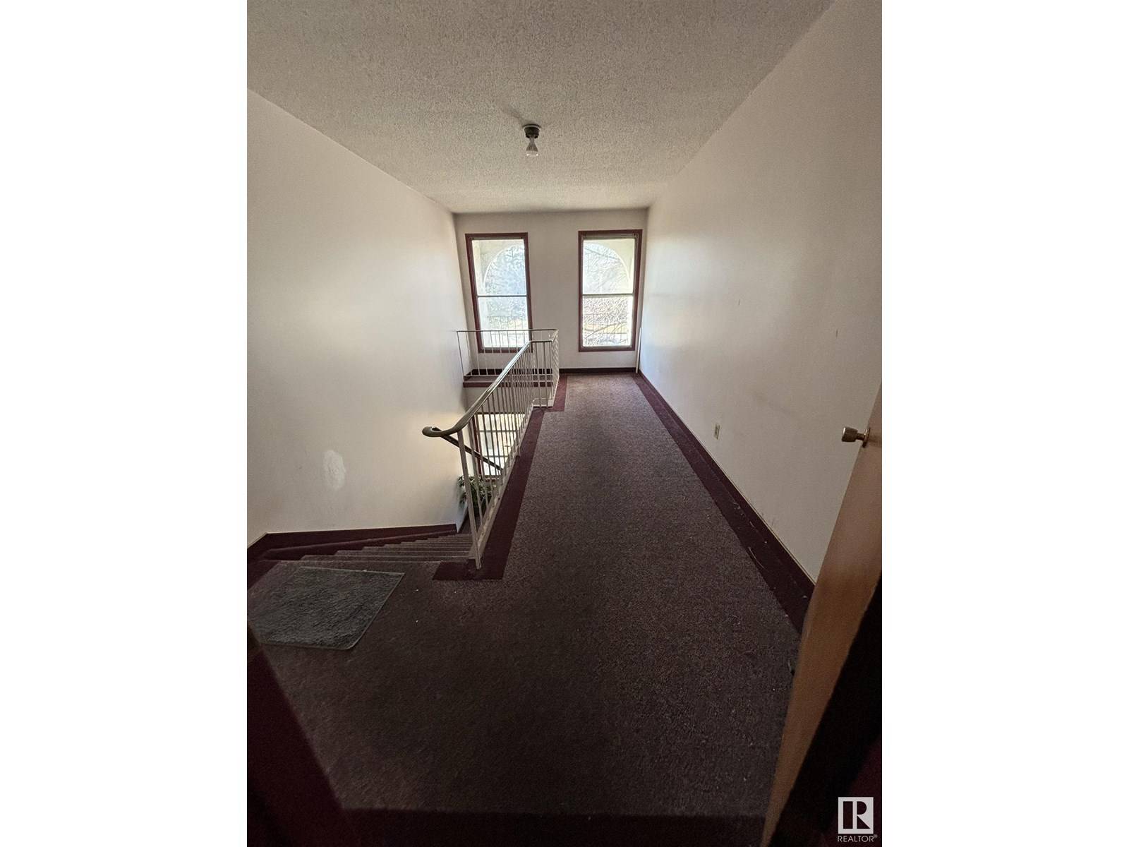 Edmonton, AB T6C2G2,7723 75 ST NW