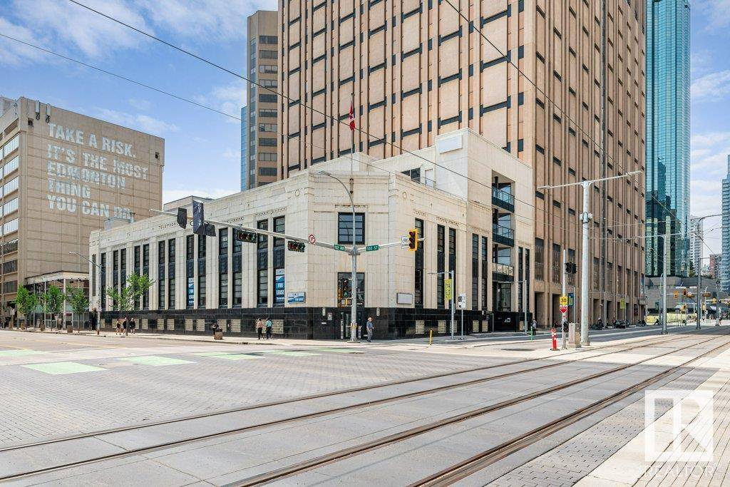 Edmonton, AB T5J5B6,#203 10009 102 AV NW