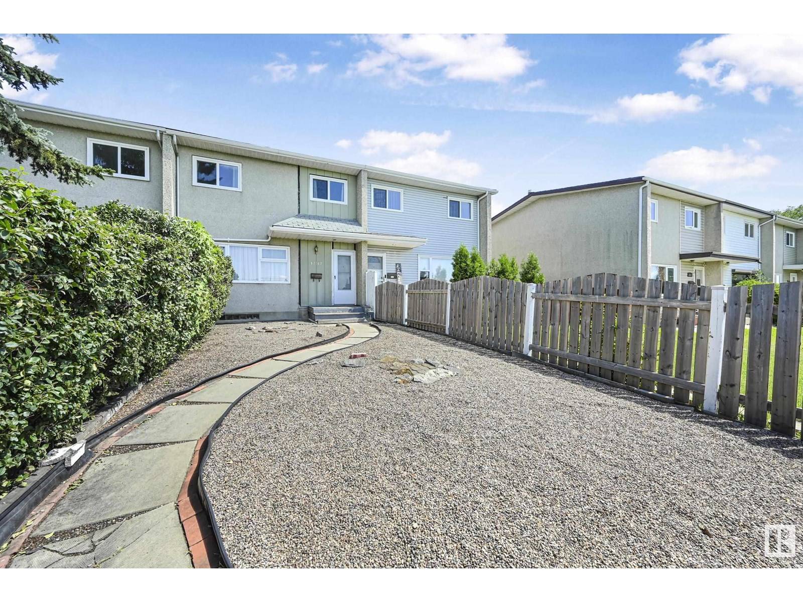 Edmonton, AB T5E2Z8,13317 85 ST NW