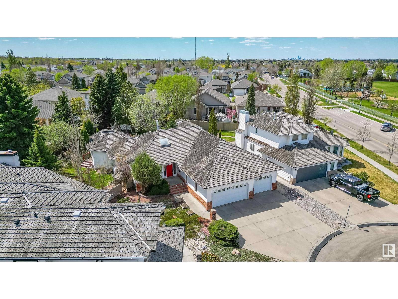 Sherwood Park, AB T8A5N1,485 REGENCY DR