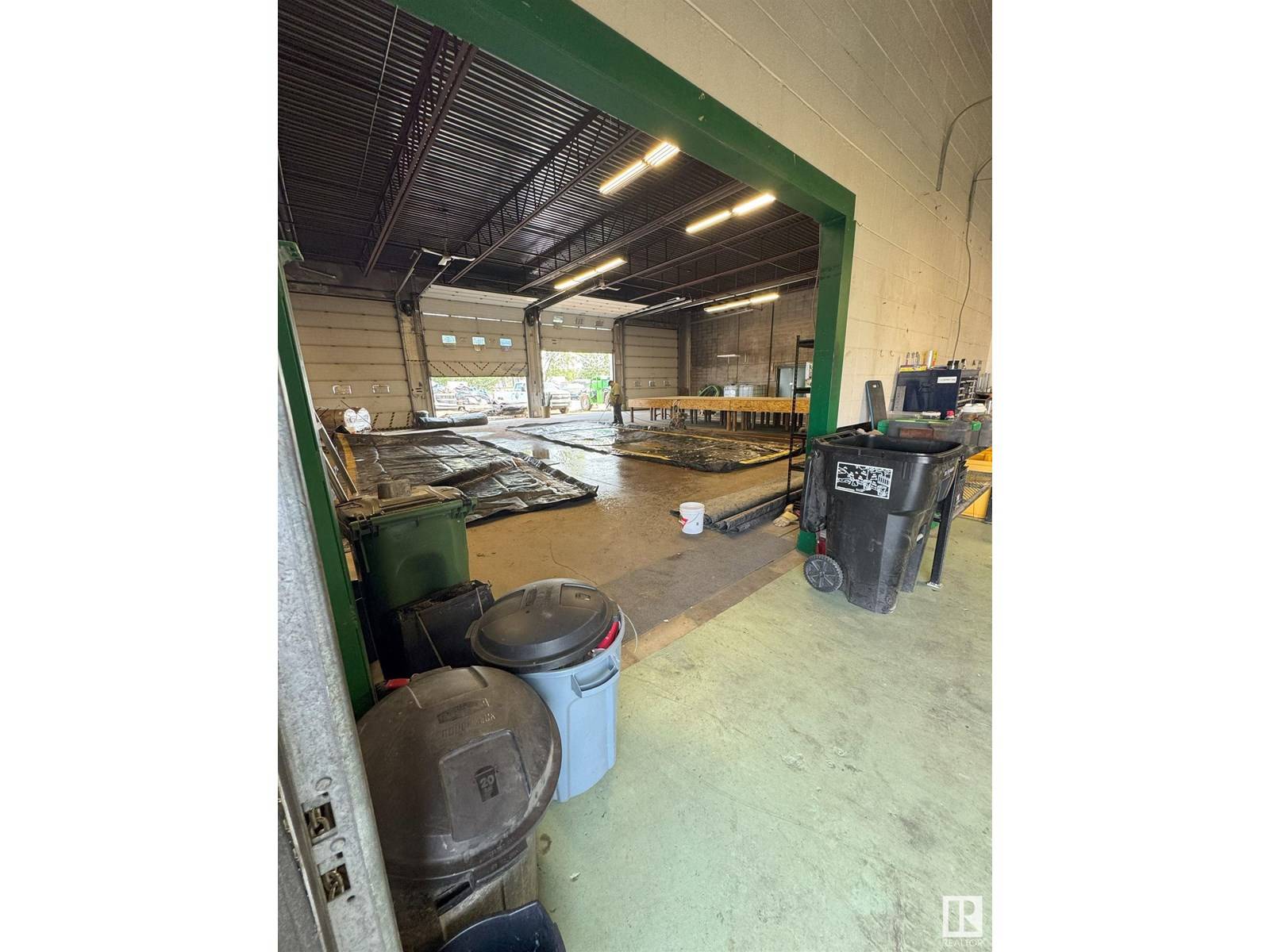 Edmonton, AB T6E4N3,8305 DAVIES RD NW