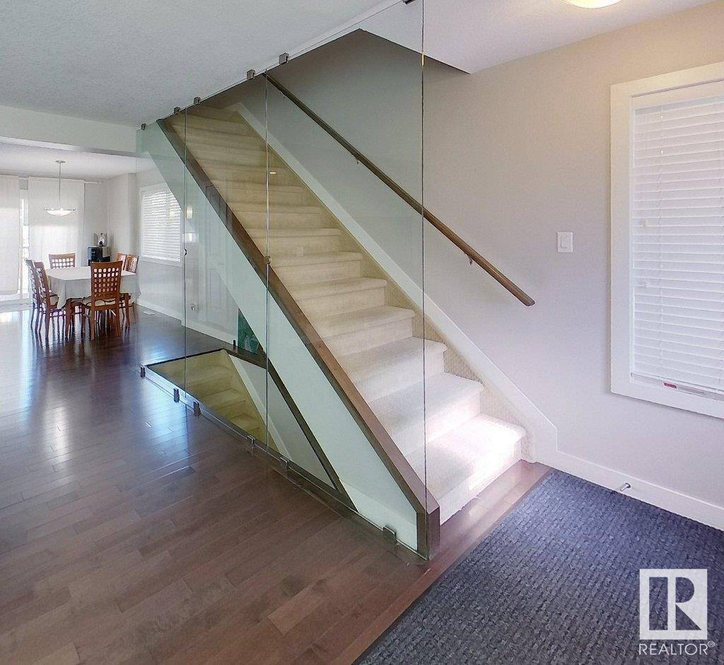Edmonton, AB T6R0N5,#15 7289 SOUTH TERWILLEGAR DR NW