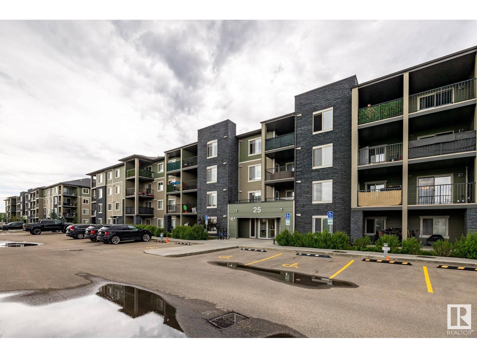 St. Albert, AB T8N7S1,#204 25 ELEMENT DR