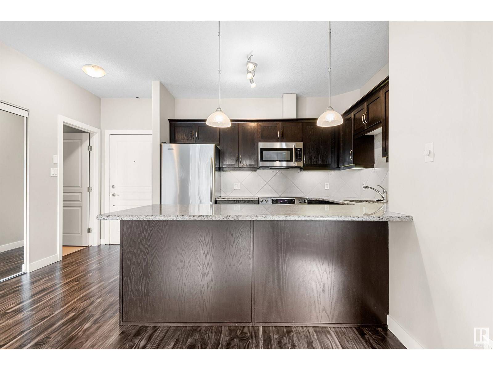 Edmonton, AB T6R0M3,#3204 7347 SOUTH TERWILLEGAR DR NW