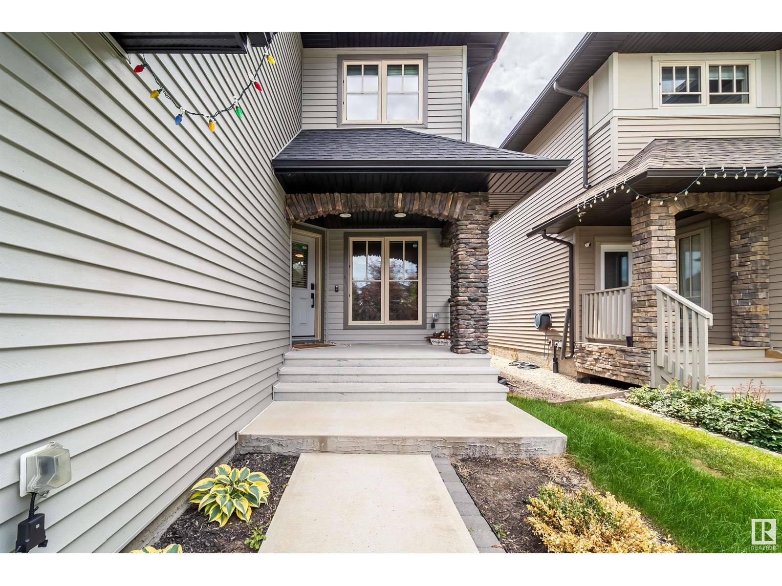 Edmonton, AB T6W2M2,2024 AINSLIE LINK LI SW