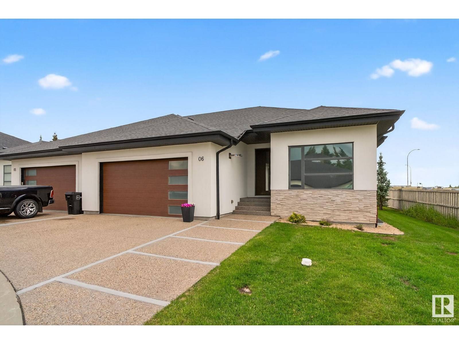 Edmonton, AB T6L3L4,#6 604 MCALLISTER LO SW