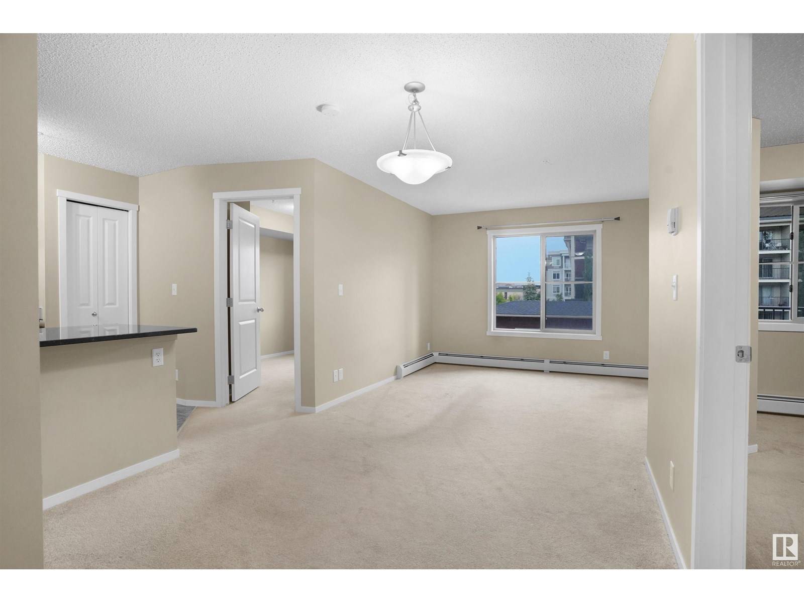 Edmonton, AB T6R0W3,#214 5816 MULLEN PL NW