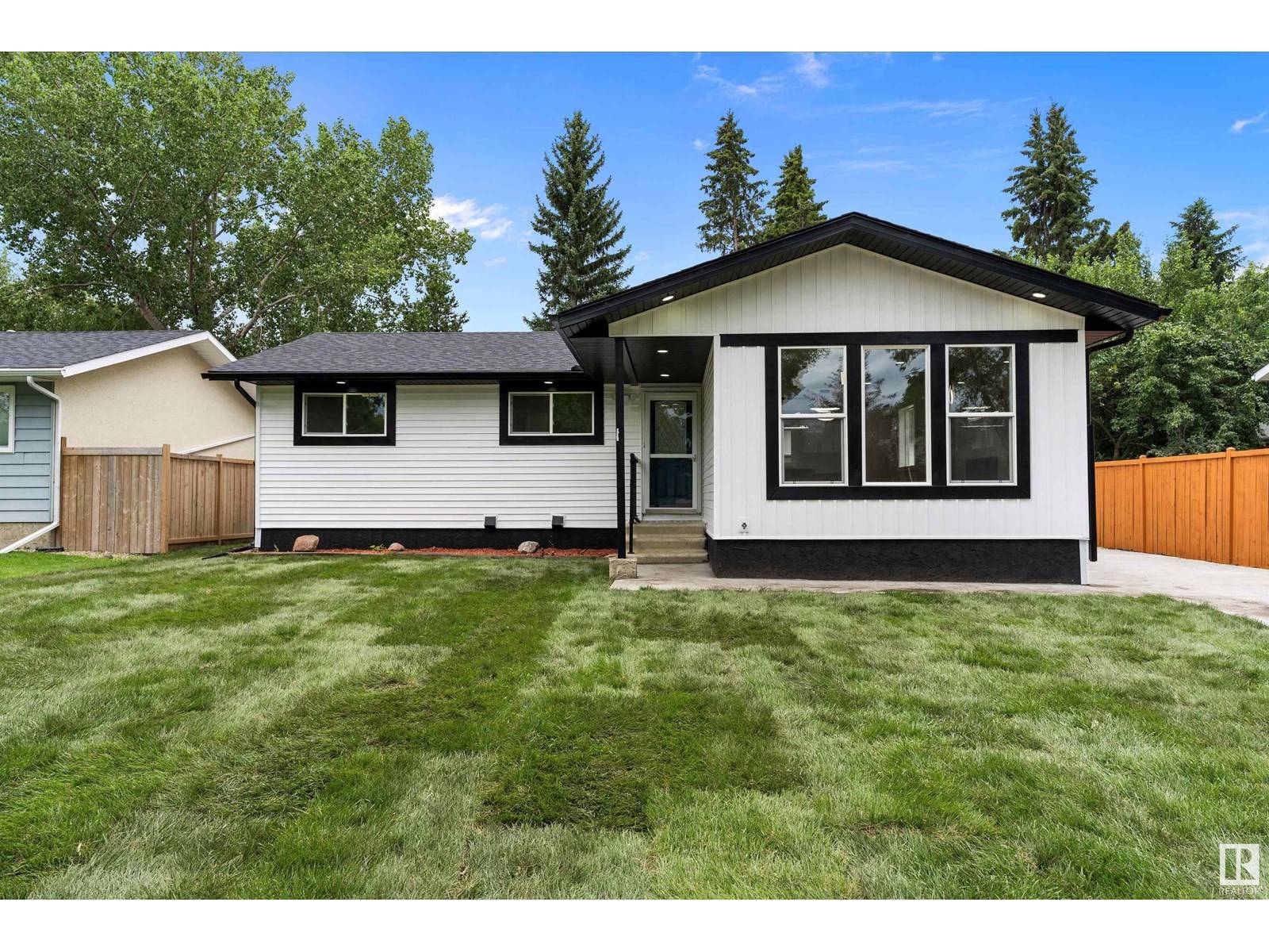 St. Albert, AB T8N2G6,11 LABELLE CR