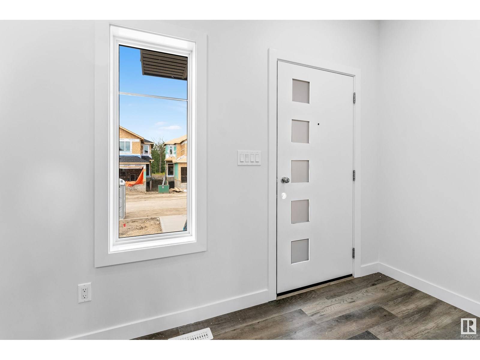 Spruce Grove, AB T7X2W6,58 Patriot Way