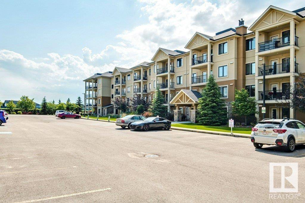 Edmonton, AB T6W3E4,#206 1031 173 ST SW
