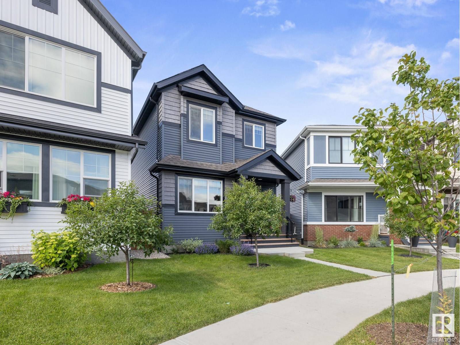 Edmonton, AB T6X2Y5,1649 PLUM CI SW