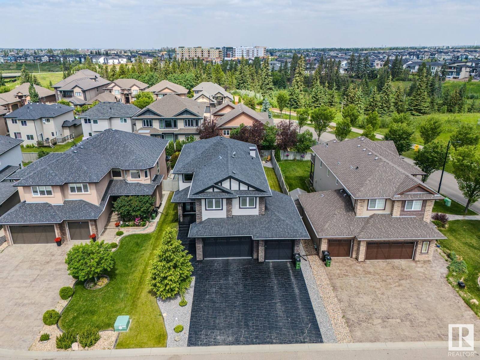 Edmonton, AB T6W0V5,1606 ADAMSON CL SW