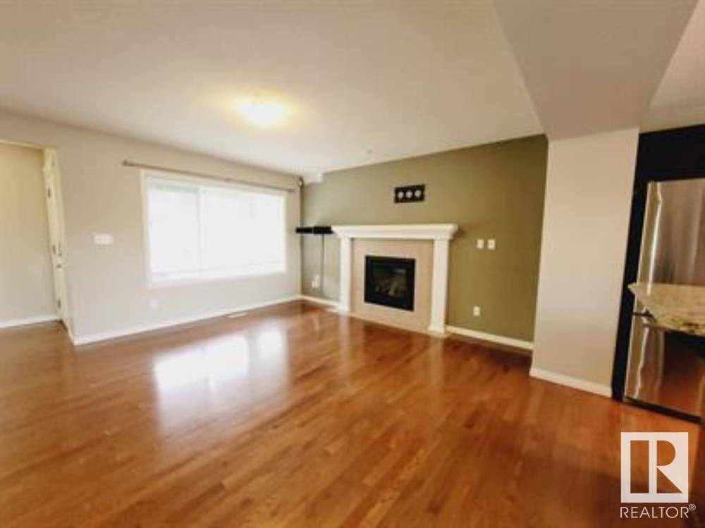 Edmonton, AB T6R0K6,7707 SCHMID CR NW