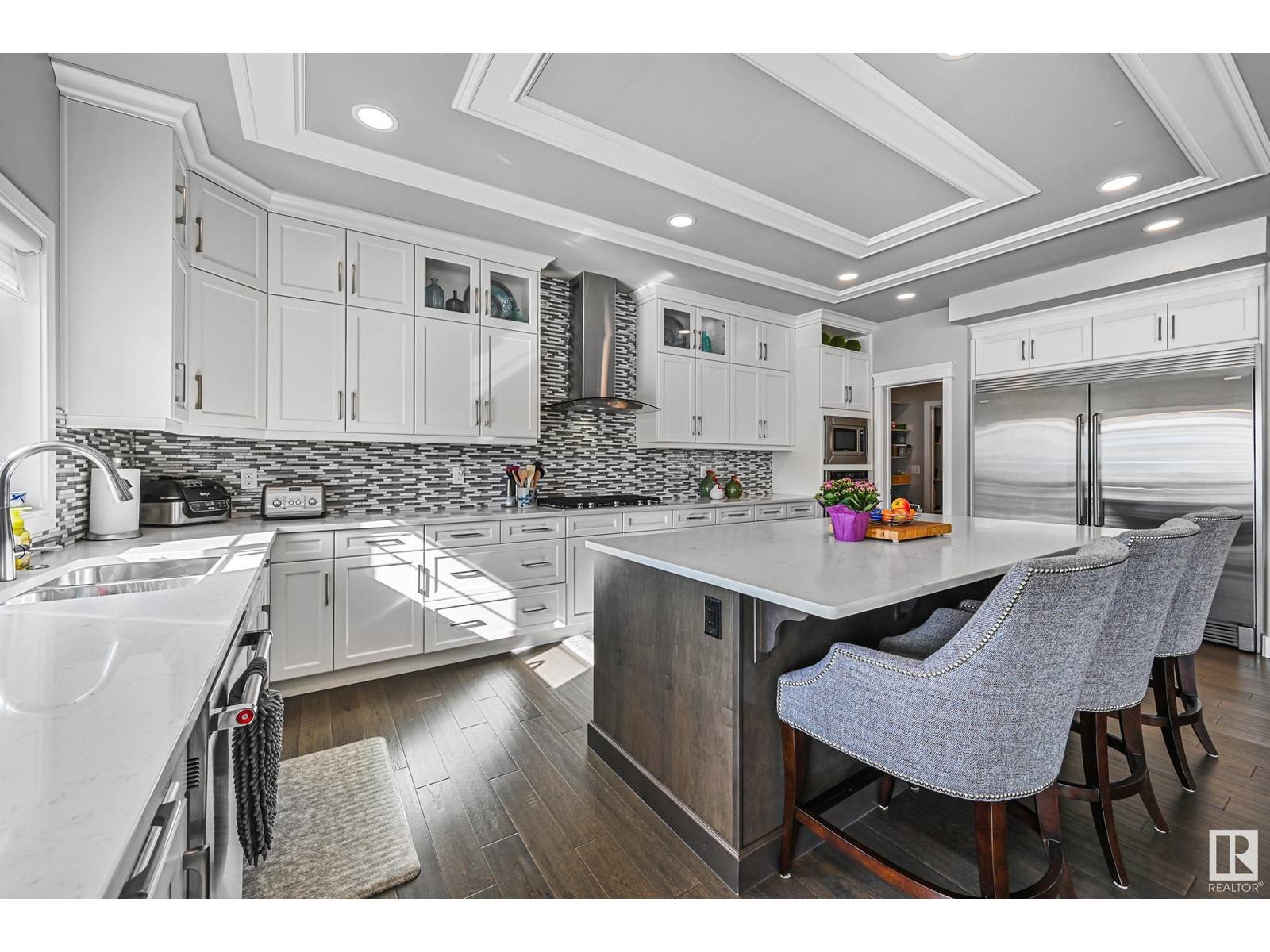 Edmonton, AB T6W2B9,4735 WOOLSEY CM NW