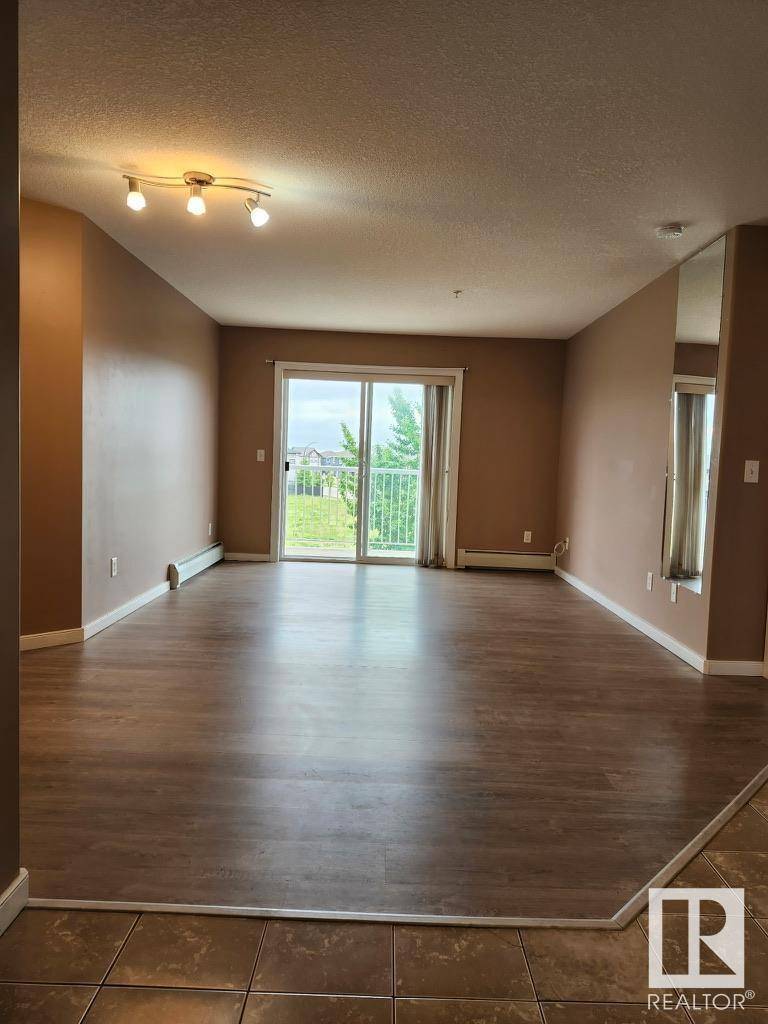 Spruce Grove, AB T7X0G5,#321 240 Spruce Ridge RD