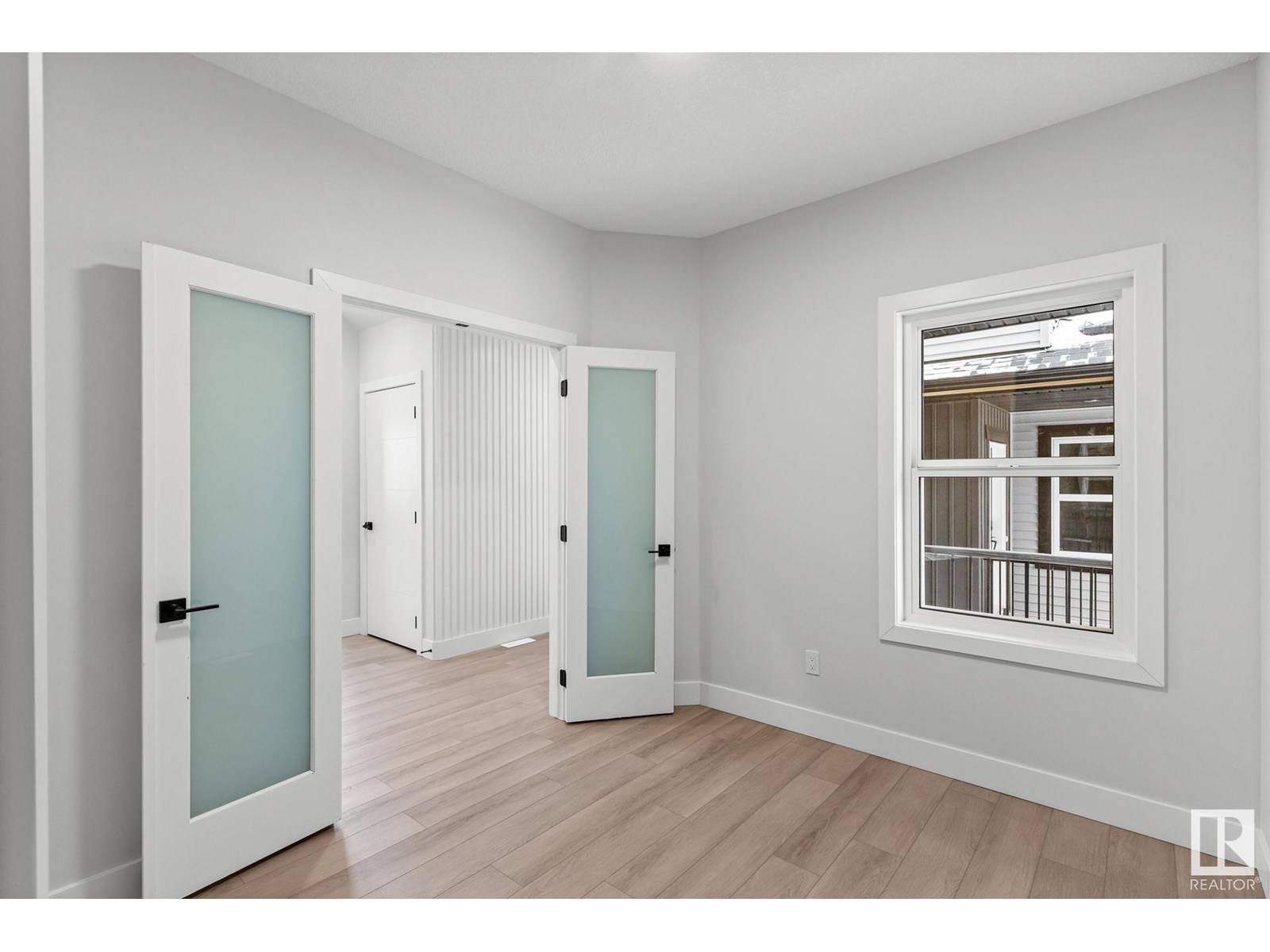 Spruce Grove, AB T7X2L6,66 Hemingway Crescent