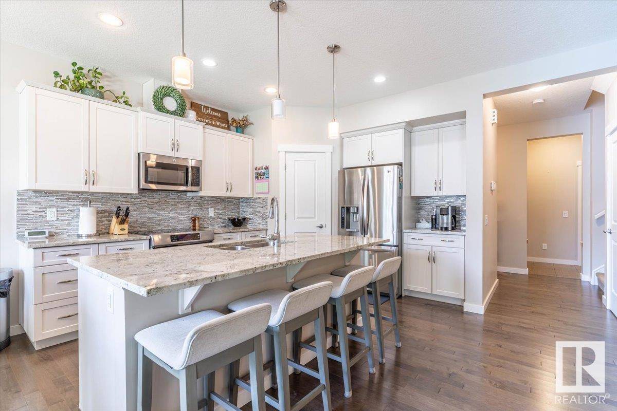 Leduc, AB T9E1B8,414 SIMPKINS LI