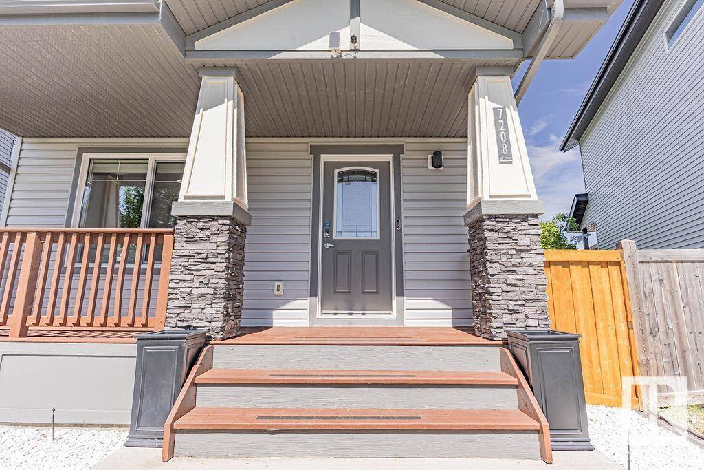 Edmonton, AB T6W2Y5,7208 Cardinal WY SW