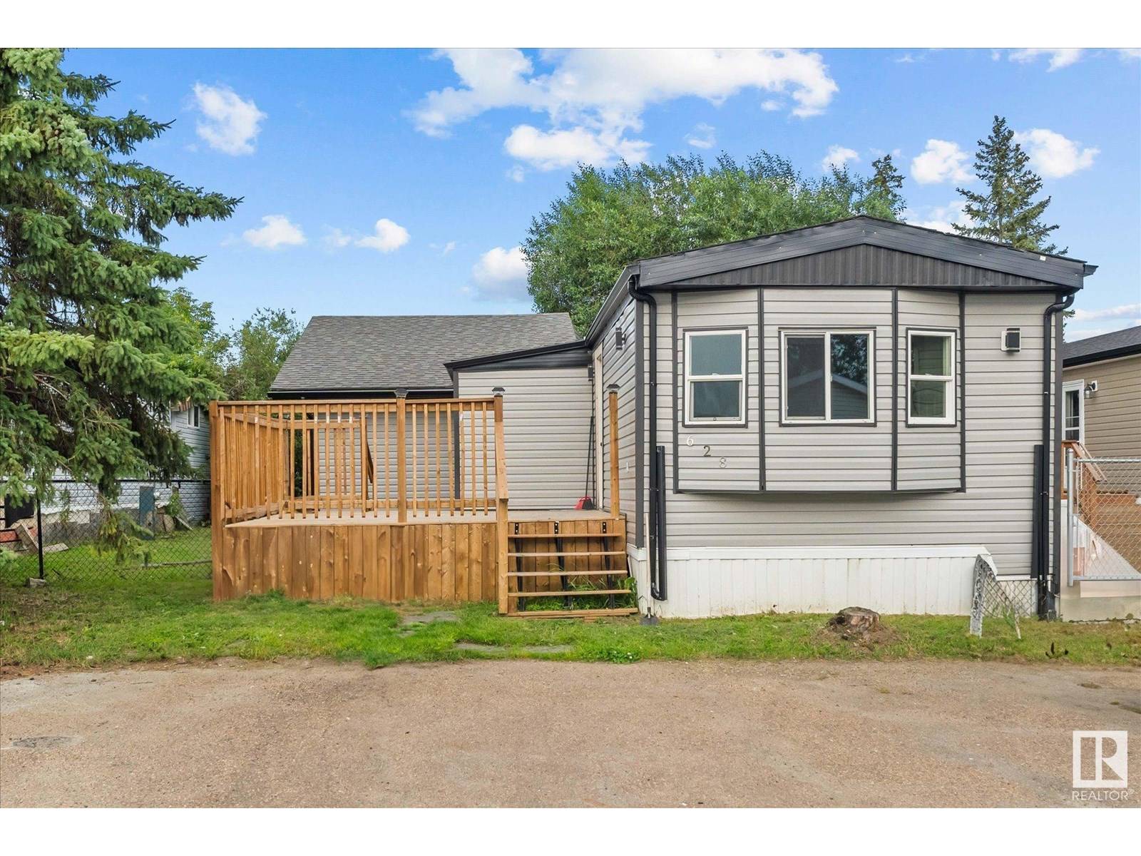 Rural Parkland County, AB T7X3P7,628 53222 Range Road 272