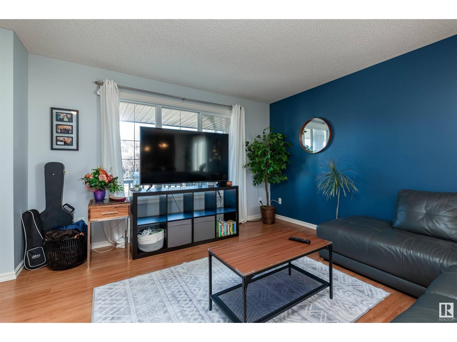 Edmonton, AB T5T6Y9,21351 91 AV NW