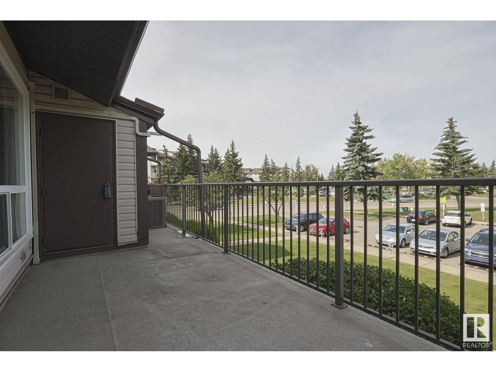 Edmonton, AB T6J4T4,2103 SADDLEBACK RD NW NW