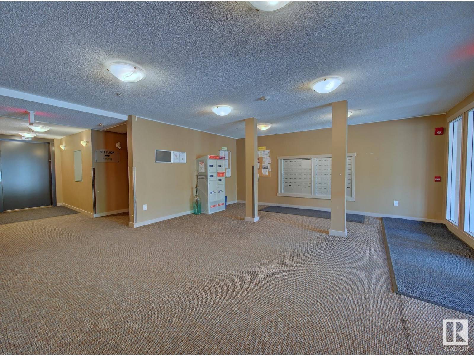 Edmonton, AB T5Z0N7,#302 18122 77 ST NW