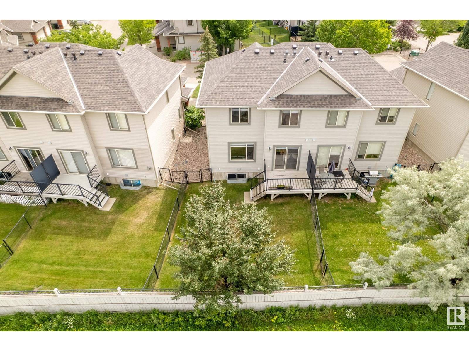 Edmonton, AB T6R0C8,#35 1128 156 ST NW