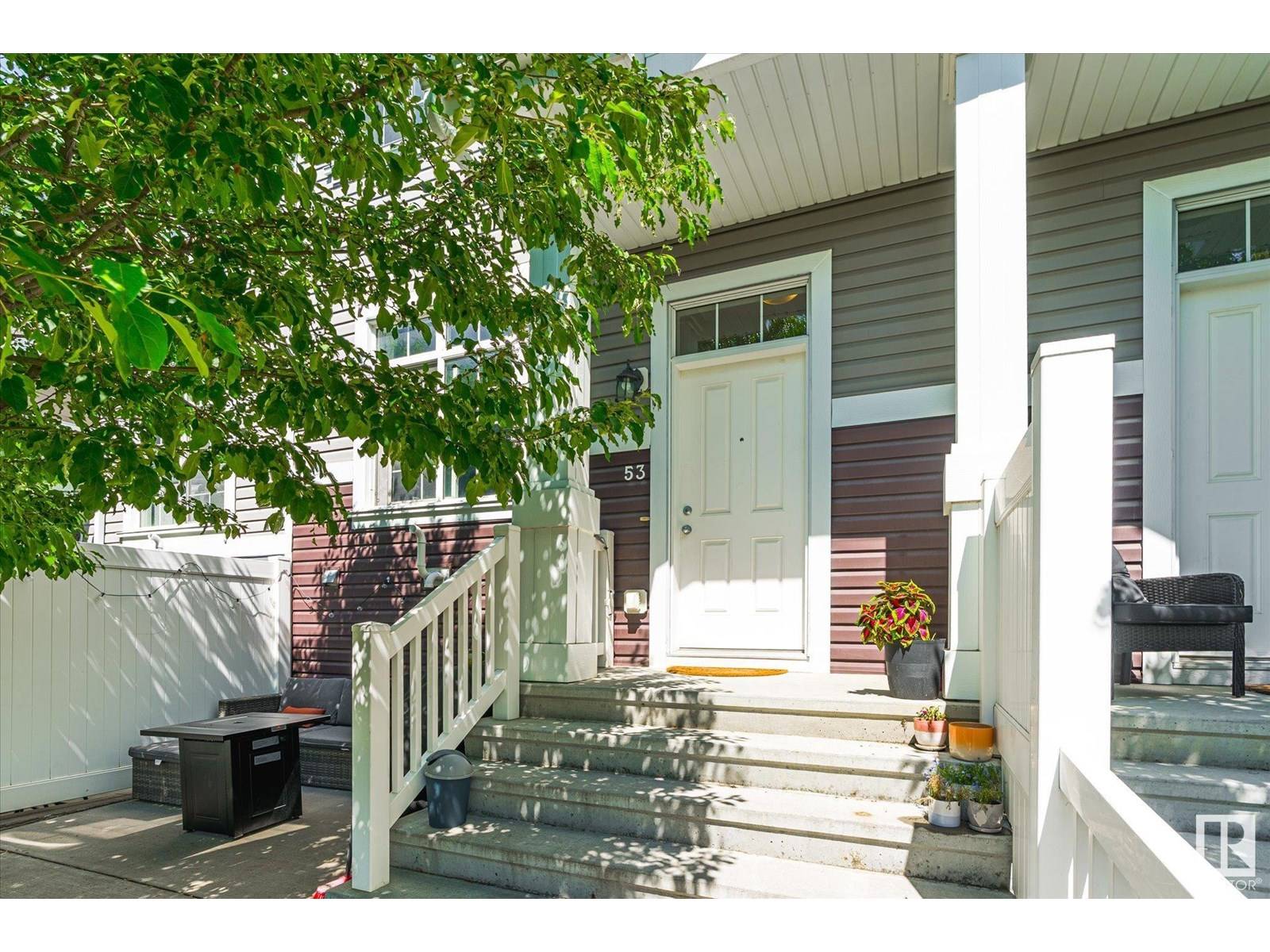 Edmonton, AB T6X1W7,#53 9151 SHAW WY SW