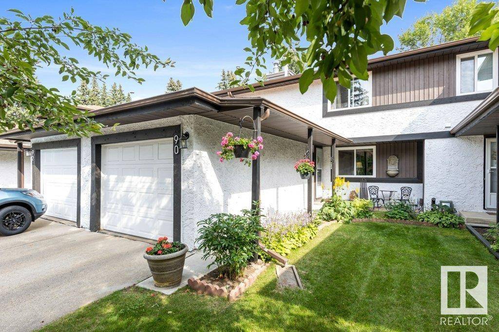 St. Albert, AB T8N3K6,90 FOREST GV