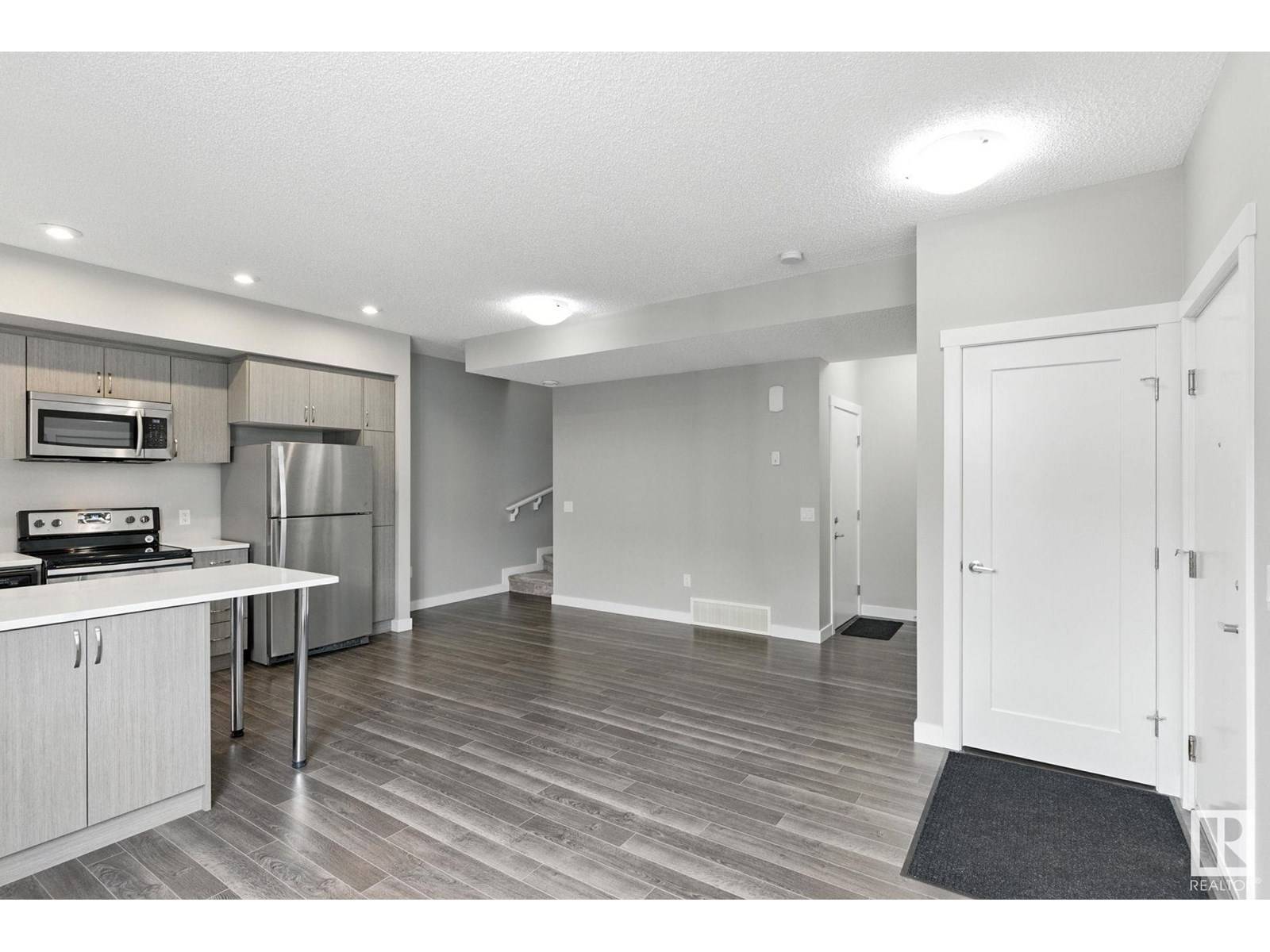 Edmonton, AB T6W3S7,#53 446 ALLARD BV SW