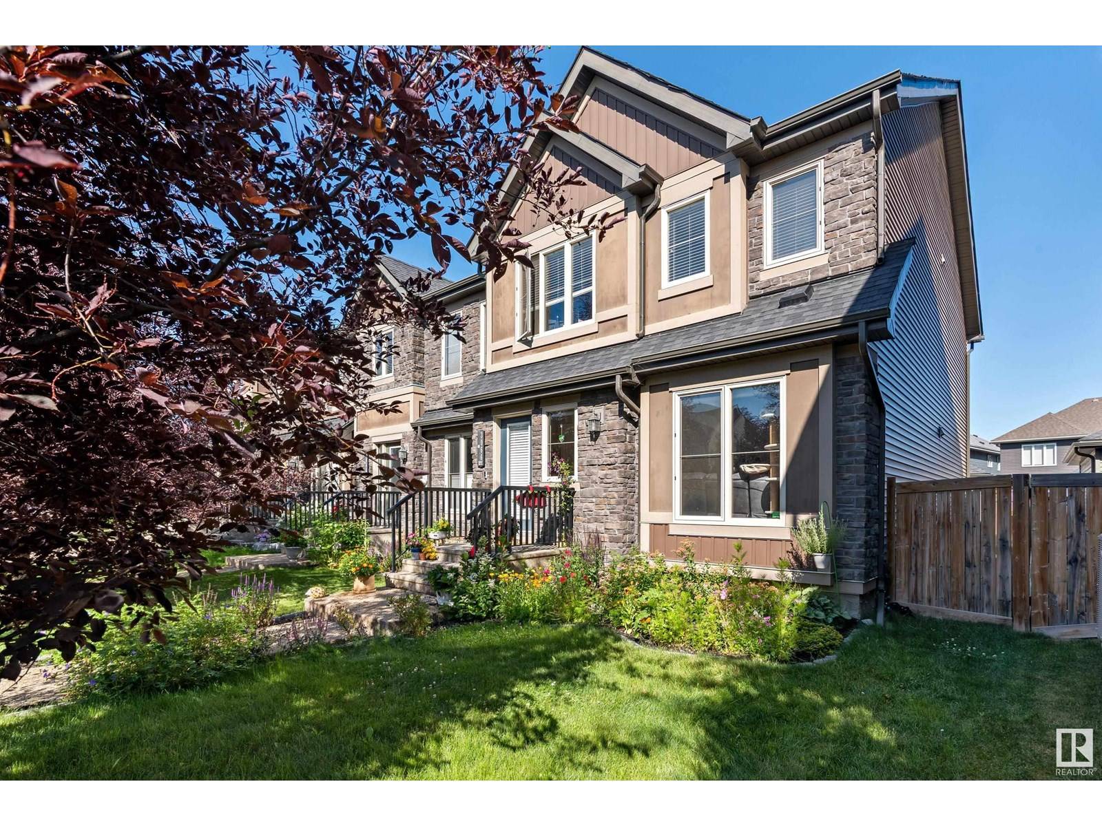 Edmonton, AB T6W2R2,3066 Keswick WY SW SW