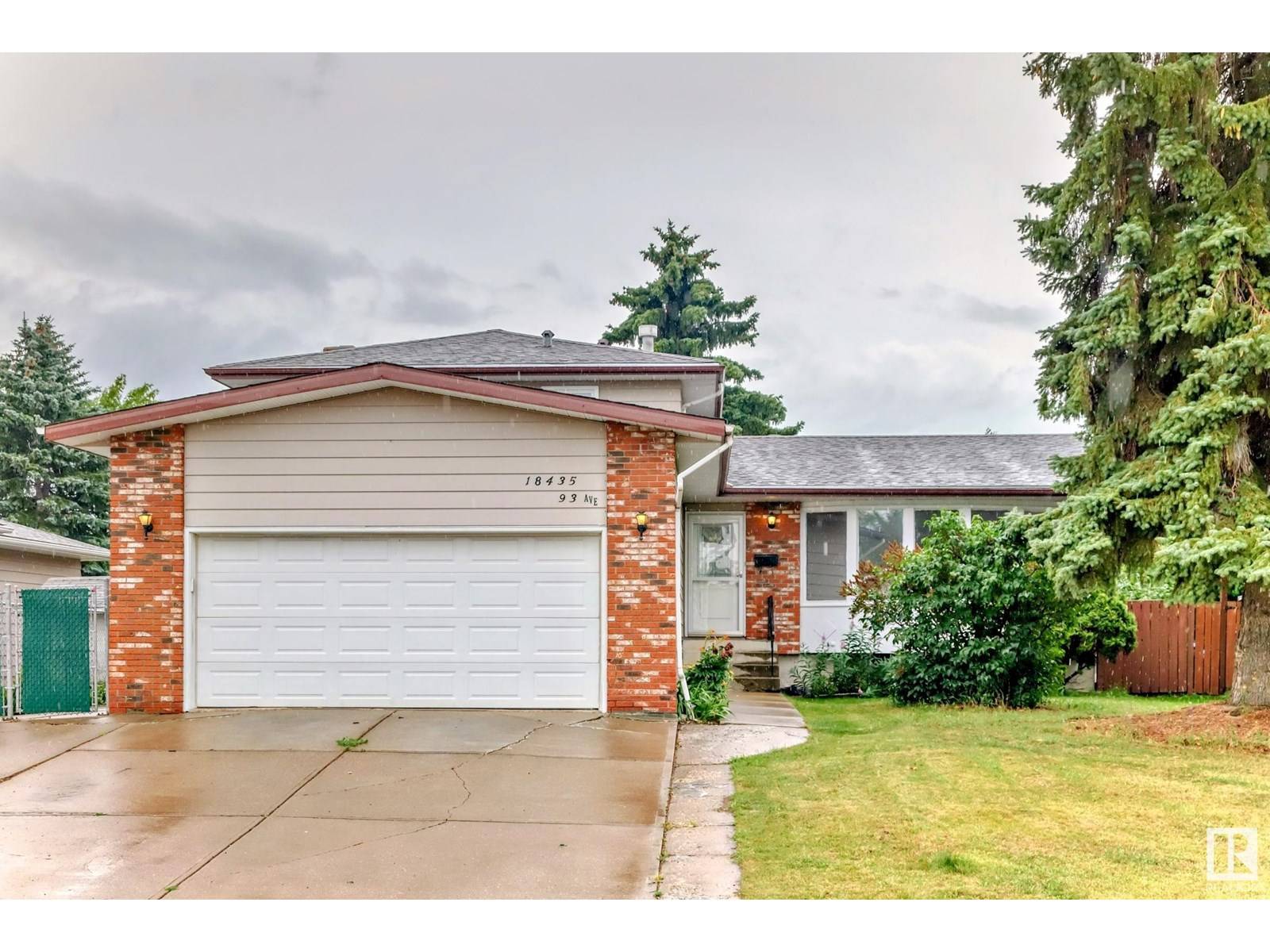 Edmonton, AB T5T1V5,18435 93 AV NW